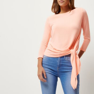 Coral tied side top